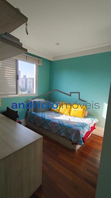 Excelente apartamento em condomínio fechado na Granja Julieta, com planta inteligente e ambientes amplos. Ideal para quem busca conforto, segurança e praticidade em uma das regiões mais valorizadas da zona sul de São Paulo.

3 dormitórios, todos suítes

5 banheiros (incluindo lavabo e WC de serviço)

2 salas (estar e jantar)

Terraço gourmet com churrasqueira

Cozinha planejada

Área de serviço com dependência de empregada

Closet

Armários embutidos

2 vagas cobertas

Infraestrutura do condomínio:

Portaria 24h

Segurança patrimonial

Piscina

Playground

Quadra poliesportiva

Sala de ginástica

Sauna

Salão de festas

Salão de jogos

Elevador

Gerador

Interfone

Características do prédio:

23 andares
4 apartamentos por andar

Localização privilegiada:
?  Próximo ao Shopping, escolas e transporte público
? Fácil acesso às principais vias da região

Agende sua visita