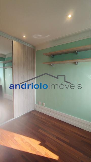 Excelente apartamento em condomínio fechado na Granja Julieta, com planta inteligente e ambientes amplos. Ideal para quem busca conforto, segurança e praticidade em uma das regiões mais valorizadas da zona sul de São Paulo.

3 dormitórios, todos suítes

5 banheiros (incluindo lavabo e WC de serviço)

2 salas (estar e jantar)

Terraço gourmet com churrasqueira

Cozinha planejada

Área de serviço com dependência de empregada

Closet

Armários embutidos

2 vagas cobertas

Infraestrutura do condomínio:

Portaria 24h

Segurança patrimonial

Piscina

Playground

Quadra poliesportiva

Sala de ginástica

Sauna

Salão de festas

Salão de jogos

Elevador

Gerador

Interfone

Características do prédio:

23 andares
4 apartamentos por andar

Localização privilegiada:
?  Próximo ao Shopping, escolas e transporte público
? Fácil acesso às principais vias da região

Agende sua visita
