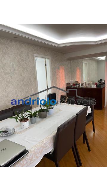 APARTAMENTO RESIDENCIAL 116m²  Perto de escolas, Perto de transporte público, Perto de vias de acesso, Portaria 24h, Area de Servico, Armario de Cozinha, Armario Embutido, Churrasqueira, Mobiliado, Piscina, Playground, Quadra PoliEsportiva, Sala de Jantar, Seguranca Patrimonial, Varanda, WC Empregada, 3 Dormitórios, 2 Suites, 4 Banheiros, 3 Salas, 3 Vagas, 3 Garagem, 20 Quantidade de Andar, Ar Condicionado, Lavabo, Cozinha, Sacada, Garagem Rotativa, Salão de Festa, Elevador, Salão de Jogos, 4 Quantidade por Andar, Interfone, Gerador, Vaga Coberta. 