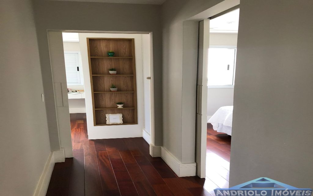 APARTAMENTO RESIDENCIAL em Condominio Clube de 121m²  com Area de Servico, Armario de Cozinha, Armario Embutido, Churrasqueira, Closet, Escritorio, Piscina, Playground, Quadra PoliEsportiva, Sala de Ginastica, Seguranca Patrimonial, Varanda, 2 Dormitórios, 2 Suites, 4 Banheiros, 2 Salas, 2 Garagem, 23 Quantidade de Andar, Lavabo, Cozinha, Garagem Rotativa, Salão de Festa, Elevador, Sauna, Salão de Jogos, 4 Quantidade por Andar, Interfone, Gerador. 