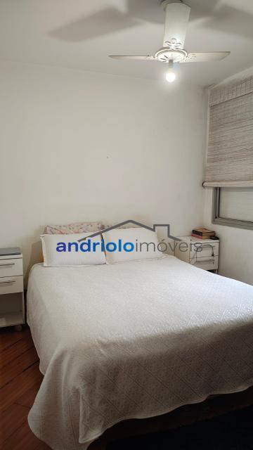 APARTAMENTO RESIDENCIAL 82m²  em Condominio fechado com toda área de lazer, churrasqueiras, piscina grande e bem estruturado, Perto de escolas, Perto de transporte público, Perto de vias de acesso, fácil acesso a Av. Washington Luis, Av. Interlagos, Marginal Pinheiros e a dez minutos do Aeroporto de Congonhas Portaria 24h, No apartamento há area de Servico, Armario de Cozinha, Armario Embutido, Despensa, Estuda Permuta com apartamento de menor valor, Piscina, Playground, Quadra PoliEsportiva, Sala de Ginastica, Sala de Jantar, Varanda, 3 Dormitórios, 2 Banheiros, 2 Salas, Lavabo, Cozinha, Salão de Festa, Elevador, Sauna, Interfone, Gerador, 1 Vaga Coberta. 