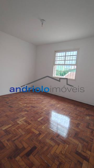 CASA RESIDENCIAL 190m²  com Perto de escolas, Perto de transporte público, Perto de vias de acesso, Area de Servico, Entrada Lateral, Escritorio, Quintal, Sala de Jantar, 3 Dormitórios, 3 Banheiros, 2 Salas, 2 Garagem, Ar Condicionado, Lavabo, Cozinha, Edicula, Jardim. 
EXCELENTE NEGOCIO