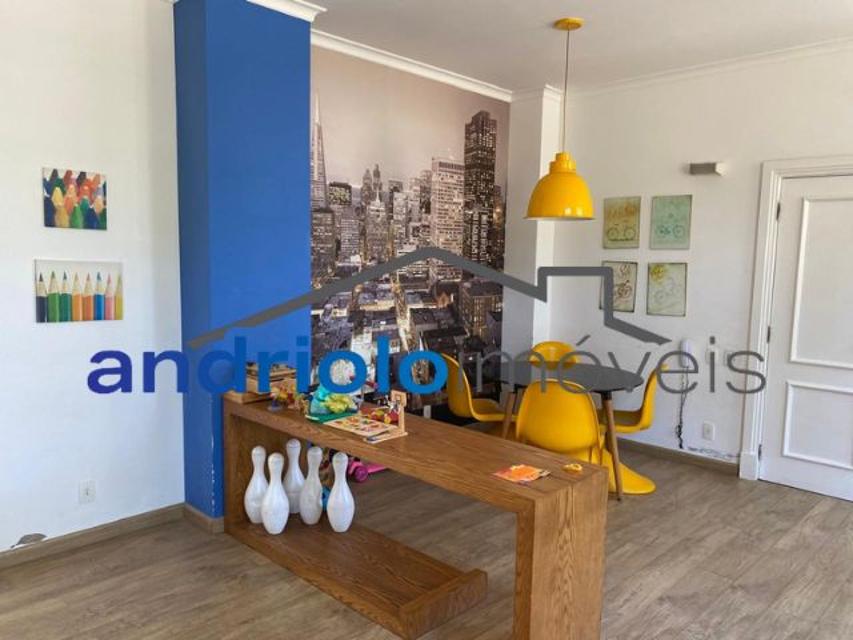 APARTAMENTO RESIDENCIAL 116m²  Perto de escolas, Perto de transporte público, Perto de vias de acesso, Portaria 24h, Area de Servico, Armario de Cozinha, Armario Embutido, Churrasqueira, Mobiliado, Piscina, Playground, Quadra PoliEsportiva, Sala de Jantar, Seguranca Patrimonial, Varanda, WC Empregada, 3 Dormitórios, 2 Suites, 4 Banheiros, 3 Salas, 3 Vagas, 3 Garagem, 20 Quantidade de Andar, Ar Condicionado, Lavabo, Cozinha, Sacada, Garagem Rotativa, Salão de Festa, Elevador, Salão de Jogos, 4 Quantidade por Andar, Interfone, Gerador, Vaga Coberta. 