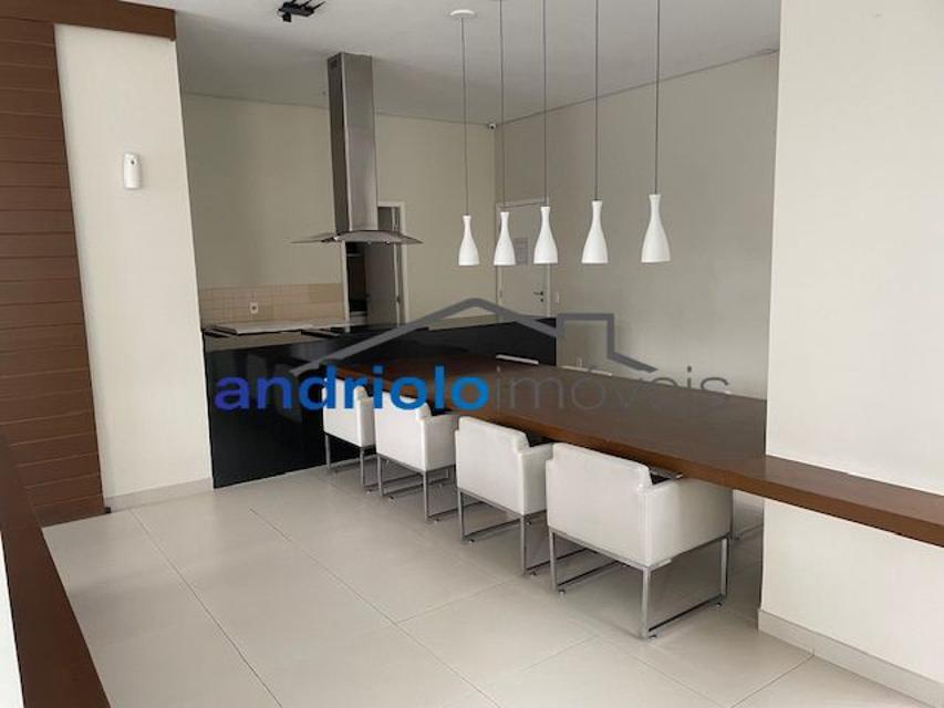 Apartamento sofisticado e mobiliado com requinte em condomínio fechado, ideal para quem busca conforto, praticidade e excelente localização. Com ambientes amplos, modernos e muito bem distribuídos, o imóvel oferece varanda gourmet , churrasqueira a carvão, terraço gourmet e ar-condicionado na varanda, sala e suite.
São 3 dormitórios, todos suítes, além de closet, escritório, lavabo, ampla sala de jantar e estar aconchegantes para receber familiares e amigos com muito estilo. A cozinha conta com armários planejados, área de serviço funcional.
O apartamento possui 2 vagas cobertas, depósito no subsolo e está localizado em andar alto.
O condomínio oferece infraestrutura completa com portaria 24 horas, piscina, sauna, salão de festas, salão de jogos, quadra poliesportiva, enfim lazer completo.
Localização privilegiada, próximo a shopping centers, escolas, transporte público e importantes vias de acesso.
