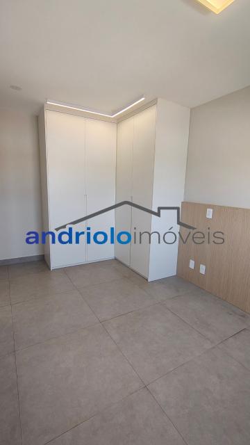 APARTAMENTO RESIDENCIAL 81m²  com Condominio fechado, Perto de escolas, Perto de transporte público, Perto de vias de acesso, Portaria 24h, Area de Servico, Armario de Cozinha, Armario Embutido, Piscina, Quadra PoliEsportiva, Sala de Ginastica, Seguranca Patrimonial, Varanda, 3 Dormitórios, 1 Suites, 2 Banheiros, 2 Salas, 1 Vagas, 1 Garagem, 11 Quantidade de Andar, Cozinha, Elevador, Sauna, Interfone. 