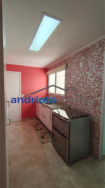 Excelente apartamento em condomínio fechado na Granja Julieta, com planta inteligente e ambientes amplos. Ideal para quem busca conforto, segurança e praticidade em uma das regiões mais valorizadas da zona sul de São Paulo.

3 dormitórios, todos suítes

5 banheiros (incluindo lavabo e WC de serviço)

2 salas (estar e jantar)

Terraço gourmet com churrasqueira

Cozinha planejada

Área de serviço com dependência de empregada

Closet

Armários embutidos

2 vagas cobertas

Infraestrutura do condomínio:

Portaria 24h

Segurança patrimonial

Piscina

Playground

Quadra poliesportiva

Sala de ginástica

Sauna

Salão de festas

Salão de jogos

Elevador

Gerador

Interfone

Características do prédio:

23 andares
4 apartamentos por andar

Localização privilegiada:
?  Próximo ao Shopping, escolas e transporte público
? Fácil acesso às principais vias da região

Agende sua visita