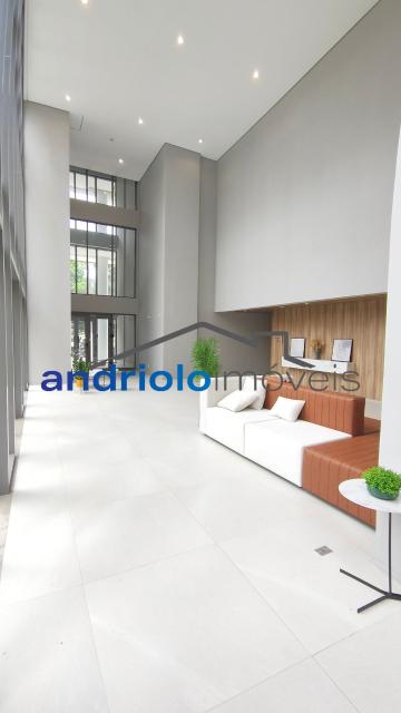 Condomínio Hi View Alto da Boa Vista.
Rua Coronel Luiz Barroso, 566.  
-95,85 metros.
-1 suíte com sacada.
-1 dormitório.
-1 lavabo.
-Total de 3 banheiros.
-5 elevadores por andar. Sendo 3 elevadores no Hall desta unidade.
-1 vaga de garagem livre. Não precisa de manobrista.
-Lazer completo.
-Sol da manhã.
-Pé direito duplo no Hall Social na entrada do Condomínio.
-11° andar.
-Vista para Granja Julieta, Parque Severo Gomes e Av Engenheiro Luiz Carlos Berrini.
-7 minutos a pé do metrô Adolfo Pinheiro, distância de 550 metros.
-9 minutos a pé do metrô Alto da Boa Vista, distância de 650 metros.
-IPTU R$ 146,46
-Condomínio R$ 611,28
-Implantação do sistema de segurança R$ 214,43