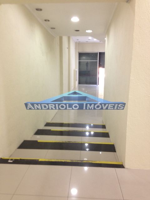 LOJA COMERCIAL COM ARÉA:

- 284 m²
- Localizado República 
- Venda
- Locação

Oportunidade de montar o seu negócio.


 Para mais informações entre em contato com a gente! 