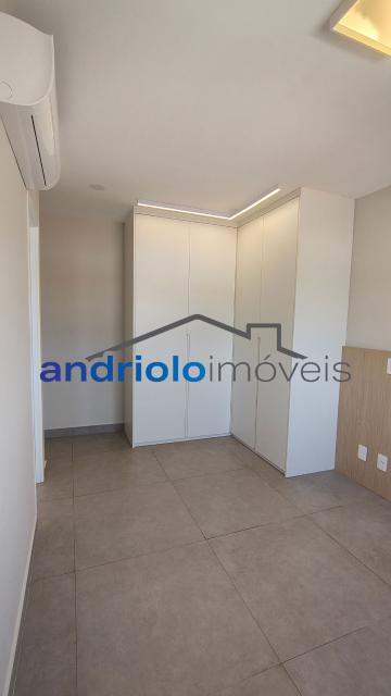 APARTAMENTO RESIDENCIAL 81m²  com Condominio fechado, Perto de escolas, Perto de transporte público, Perto de vias de acesso, Portaria 24h, Area de Servico, Armario de Cozinha, Armario Embutido, Piscina, Quadra PoliEsportiva, Sala de Ginastica, Seguranca Patrimonial, Varanda, 3 Dormitórios, 1 Suites, 2 Banheiros, 2 Salas, 1 Vagas, 1 Garagem, 11 Quantidade de Andar, Cozinha, Elevador, Sauna, Interfone. 