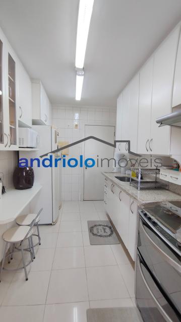 APARTAMENTO RESIDENCIAL 116m²  Perto de escolas, Perto de transporte público, Perto de vias de acesso, Portaria 24h, Area de Servico, Armario de Cozinha, Armario Embutido, Churrasqueira, Mobiliado, Piscina, Playground, Quadra PoliEsportiva, Sala de Jantar, Seguranca Patrimonial, Varanda, WC Empregada, 3 Dormitórios, 2 Suites, 4 Banheiros, 3 Salas, 3 Vagas, 3 Garagem, 20 Quantidade de Andar, Ar Condicionado, Lavabo, Cozinha, Sacada, Garagem Rotativa, Salão de Festa, Elevador, Salão de Jogos, 4 Quantidade por Andar, Interfone, Gerador, Vaga Coberta. 