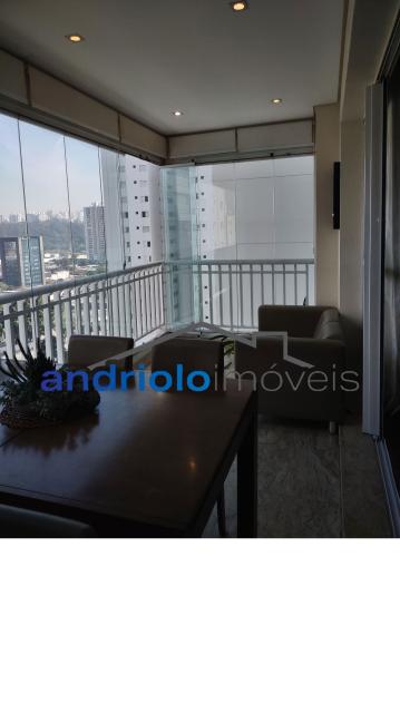 Apartamento espaçoso e elegante em condomínio fechado na Granja Julieta. Planta bem distribuída, com excelente acabamento e varanda gourmet. Perfeito para quem busca conforto, lazer e segurança em localização privilegiada.

3 dormitórios, sendo 1 suíte com closet

4 banheiros (incluindo lavabo)

2 salas (estar e jantar)

Cozinha planejada com armários

Área de serviço

Terraço gourmet com churrasqueira

Varanda

Sacada

Armários embutidos

2 vagas cobertas de garagem + garagem rotativa para visitantes

Lazer e estrutura do condomínio: assessoria esportiva

Portaria 24h e segurança patrimonial

Piscina

Playground

Quadra poliesportiva

Sala de ginástica

Sauna

Salão de festas

Salão de jogos

Elevador

Interfone

Gerador

Detalhes do prédio:

23 andares

4 apartamentos por andar

Localização excelente:
? Próximo ao Shopping
? Perto de escolas e transporte público
? Fácil acesso às principais vias

Agende uma visita