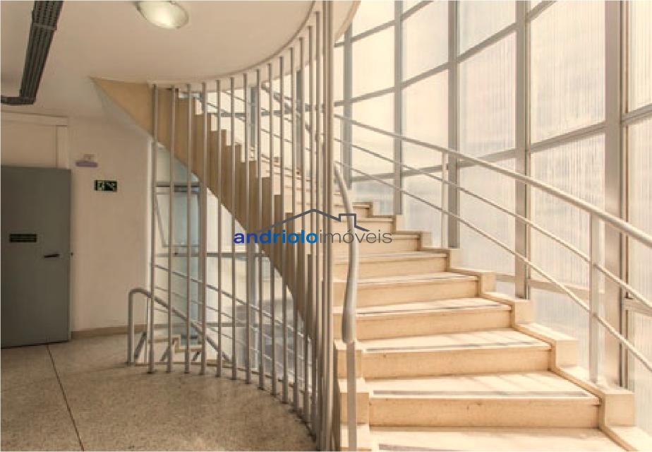 Prédio Comercial à Venda/Locação - 3.175,48m²