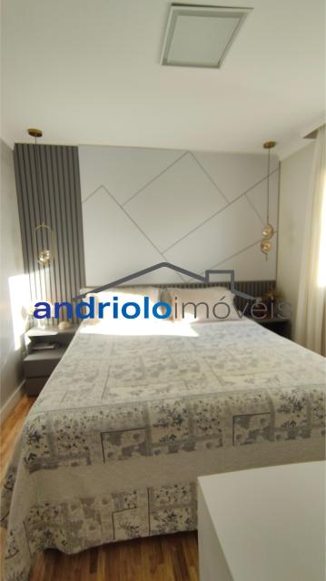 Maravilhoso apartamento em condomínio clube. Localizado na zona sul de São Paulo na Rua do Carreiro de Pedra. Apartamento com 121m², Reformado totalmente. Com 3 Dormitórios sendo 1 suíte, 2 Banheiros, 1 Sala, Lavabo, Cozinha, Sala de Jantar, Area de Serviço, Armários planejados, Closet, Escritório, cozinha conceito aberto, Fechadura eletrônica nas duas portas principais, Varanda gourmet, Churrasqueira, 2 vagas na garagem. Área comum com Piscinas sendo uma aquecida, playground, quadra poliesportiva, sala de ginástica, salões de festa, sauna, salão de jogos, brinquedoteca, bicicletário, assessoria esportiva. Condomínio com segurança patrimonial, elevadores, gerador, 2 portarias sendo uma de serviço e outra social, segurança e monitoramento por câmeras. Consumo de gás individualizado. Garantias Aceita para a locação: Seguro fiança ou titulo de capitalização a ser ofertado e analisado.
Não é permitido PET.