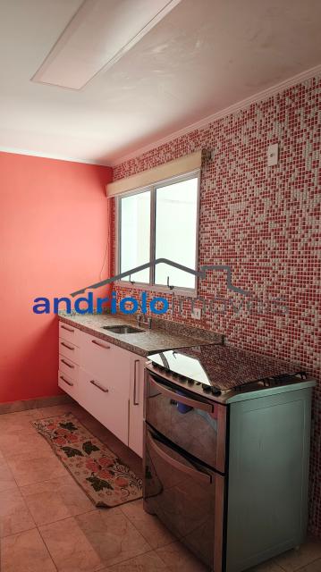 Excelente apartamento em condomínio fechado na Granja Julieta, com planta inteligente e ambientes amplos. Ideal para quem busca conforto, segurança e praticidade em uma das regiões mais valorizadas da zona sul de São Paulo.

3 dormitórios, todos suítes

5 banheiros (incluindo lavabo e WC de serviço)

2 salas (estar e jantar)

Terraço gourmet com churrasqueira

Cozinha planejada

Área de serviço com dependência de empregada

Closet

Armários embutidos

2 vagas cobertas

Infraestrutura do condomínio:

Portaria 24h

Segurança patrimonial

Piscina

Playground

Quadra poliesportiva

Sala de ginástica

Sauna

Salão de festas

Salão de jogos

Elevador

Gerador

Interfone

Características do prédio:

23 andares
4 apartamentos por andar

Localização privilegiada:
?  Próximo ao Shopping, escolas e transporte público
? Fácil acesso às principais vias da região

Agende sua visita