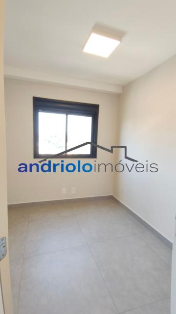 APARTAMENTO RESIDENCIAL 81m²  com Condominio fechado, Perto de escolas, Perto de transporte público, Perto de vias de acesso, Portaria 24h, Area de Servico, Armario de Cozinha, Armario Embutido, Piscina, Quadra PoliEsportiva, Sala de Ginastica, Seguranca Patrimonial, Varanda, 3 Dormitórios, 1 Suites, 2 Banheiros, 2 Salas, 1 Vagas, 1 Garagem, 11 Quantidade de Andar, Cozinha, Elevador, Sauna, Interfone. 