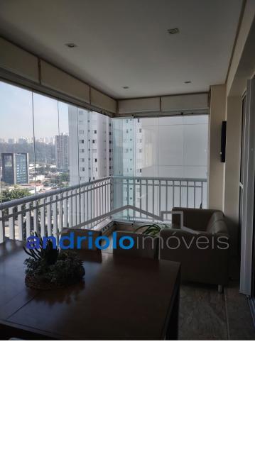 Apartamento espaçoso e elegante em condomínio fechado na Granja Julieta. Planta bem distribuída, com excelente acabamento e varanda gourmet. Perfeito para quem busca conforto, lazer e segurança em localização privilegiada.

3 dormitórios, sendo 1 suíte com closet

4 banheiros (incluindo lavabo)

2 salas (estar e jantar)

Cozinha planejada com armários

Área de serviço

Terraço gourmet com churrasqueira

Varanda

Sacada

Armários embutidos

2 vagas cobertas de garagem + garagem rotativa para visitantes

Lazer e estrutura do condomínio: assessoria esportiva

Portaria 24h e segurança patrimonial

Piscina

Playground

Quadra poliesportiva

Sala de ginástica

Sauna

Salão de festas

Salão de jogos

Elevador

Interfone

Gerador

Detalhes do prédio:

23 andares

4 apartamentos por andar

Localização excelente:
? Próximo ao Shopping
? Perto de escolas e transporte público
? Fácil acesso às principais vias

Agende uma visita