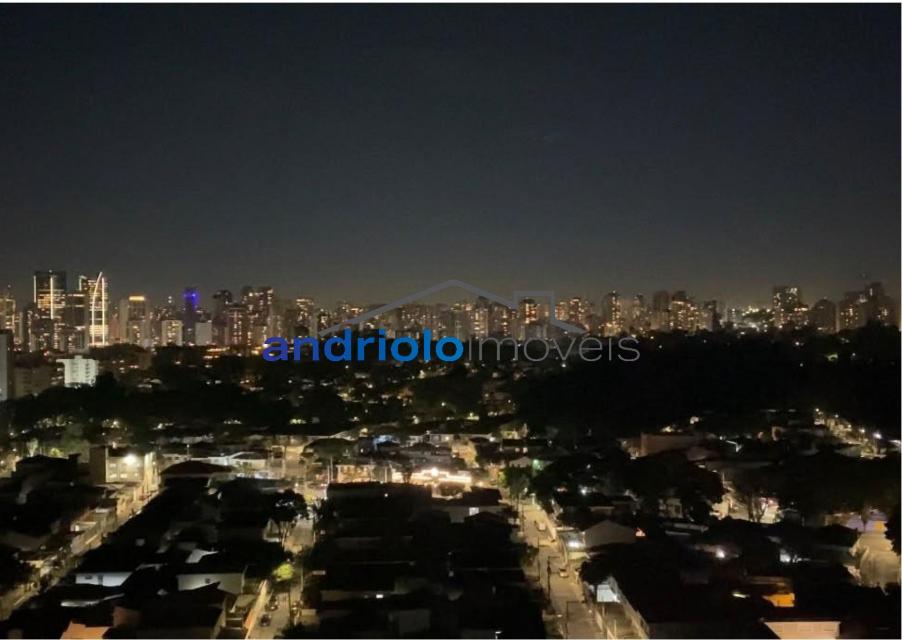 Ótimo apartamento com 121 m², localizado em uma das regiões mais valorizadas da Granja Julieta, na Rua do Carreiro de Pedra, 111, em condomínio clube com infraestrutura completa, segurança e fácil acesso às principais vias da cidade.
O imóvel possui uma planta muito bem distribuída, com 3 dormitórios, sendo 1 suíte com closet, escritório, amplas salas de estar e jantar integradas, lavabo, 4 banheiros, cozinha planejada com armários, despensa, área de serviço, com ar condicionado.
A varanda gourmet com churrasqueira é perfeita para receber amigos e familiares, oferecendo um ambiente aconchegante e funcional.

Além dos armários planejados na cozinha e dormitórios.
O imóvel conta ainda com 2 vagas de garagem cobertas.
