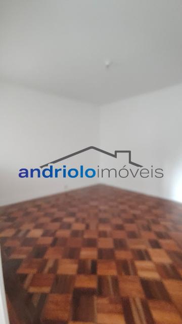 CASA RESIDENCIAL 190m²  com Perto de escolas, Perto de transporte público, Perto de vias de acesso, Area de Servico, Entrada Lateral, Escritorio, Quintal, Sala de Jantar, 3 Dormitórios, 3 Banheiros, 2 Salas, 2 Garagem, Ar Condicionado, Lavabo, Cozinha, Edicula, Jardim. 
EXCELENTE NEGOCIO