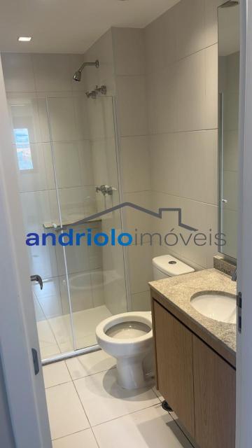 APARTAMENTO RESIDENCIAL 81m²  com Condominio fechado, Perto de escolas, Perto de transporte público, Perto de vias de acesso, Portaria 24h, Area de Servico, Armario de Cozinha, Armario Embutido, Piscina, Quadra PoliEsportiva, Sala de Ginastica, Seguranca Patrimonial, Varanda, 3 Dormitórios, 1 Suites, 2 Banheiros, 2 Salas, 1 Vagas, 1 Garagem, 11 Quantidade de Andar, Cozinha, Elevador, Sauna, Interfone. 