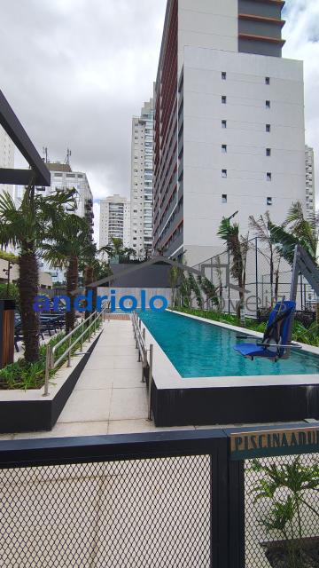 Condomínio Hi View Alto da Boa Vista.
Rua Coronel Luiz Barroso, 566.  
-95,85 metros.
-1 suíte com sacada.
-1 dormitório.
-1 lavabo.
-Total de 3 banheiros.
-5 elevadores por andar. Sendo 3 elevadores no Hall desta unidade.
-1 vaga de garagem livre. Não precisa de manobrista.
-Lazer completo.
-Sol da manhã.
-Pé direito duplo no Hall Social na entrada do Condomínio.
-11° andar.
-Vista para Granja Julieta, Parque Severo Gomes e Av Engenheiro Luiz Carlos Berrini.
-7 minutos a pé do metrô Adolfo Pinheiro, distância de 550 metros.
-9 minutos a pé do metrô Alto da Boa Vista, distância de 650 metros.
-IPTU R$ 146,46
-Condomínio R$ 611,28
-Implantação do sistema de segurança R$ 214,43