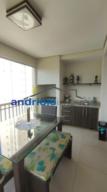 Excelente apartamento em condomínio fechado na Granja Julieta, com planta inteligente e ambientes amplos. Ideal para quem busca conforto, segurança e praticidade em uma das regiões mais valorizadas da zona sul de São Paulo.

3 dormitórios, todos suítes

5 banheiros (incluindo lavabo e WC de serviço)

2 salas (estar e jantar)

Terraço gourmet com churrasqueira

Cozinha planejada

Área de serviço com dependência de empregada

Closet

Armários embutidos

2 vagas cobertas

Infraestrutura do condomínio:

Portaria 24h

Segurança patrimonial

Piscina

Playground

Quadra poliesportiva

Sala de ginástica

Sauna

Salão de festas

Salão de jogos

Elevador

Gerador

Interfone

Características do prédio:

23 andares
4 apartamentos por andar

Localização privilegiada:
?  Próximo ao Shopping, escolas e transporte público
? Fácil acesso às principais vias da região

Agende sua visita