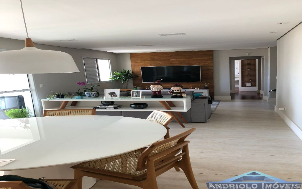 APARTAMENTO RESIDENCIAL em Condominio Clube de 121m²  com Area de Servico, Armario de Cozinha, Armario Embutido, Churrasqueira, Closet, Escritorio, Piscina, Playground, Quadra PoliEsportiva, Sala de Ginastica, Seguranca Patrimonial, Varanda, 2 Dormitórios, 2 Suites, 4 Banheiros, 2 Salas, 2 Garagem, 23 Quantidade de Andar, Lavabo, Cozinha, Garagem Rotativa, Salão de Festa, Elevador, Sauna, Salão de Jogos, 4 Quantidade por Andar, Interfone, Gerador. 