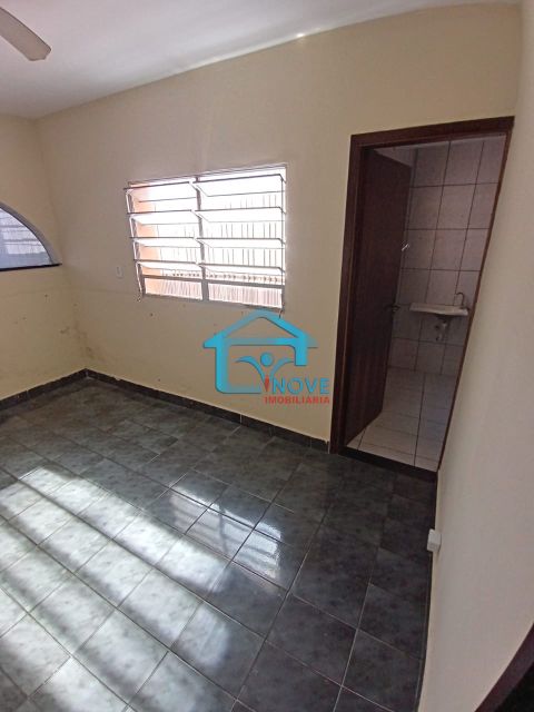 5f9e1f51-16d4-45a3-b66a-f80e32776d63-Inove Imobiliaria CASA Jardim Soares 16765 EXCELENTE OPORTUNIDADE MÓVEL DISPONÍVEL PARA COMPRA NA REGIÃO DO JARDIM SOARES.