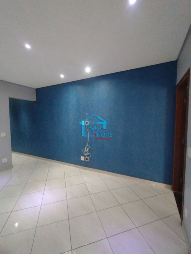 9dfe237c-c7d8-4825-a338-8832dd857b98-Inove Imobiliaria SOBRADO Parque Santa Laura 15814 Sobrado à venda na região de Ferraz de Vasconcelos, medindo aproximadamente 290m². 