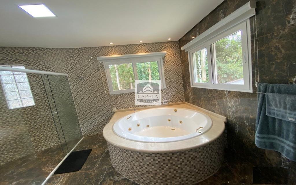 406c95f6-3a40-4a52-b0d5-a5363b117f59-CAPELA CASA Serra da Cantareira 24417 CASA VENDA Serra da Cantareira,  550m², 4 DORM., 3 SUÍTES