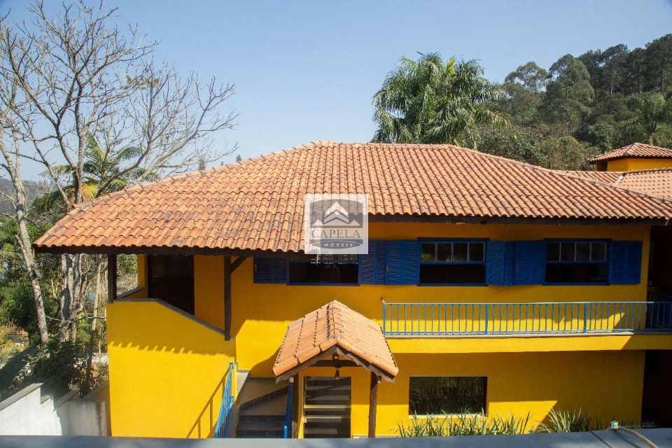 Linda chácara de 2 dormitórios a venda em Mariporã