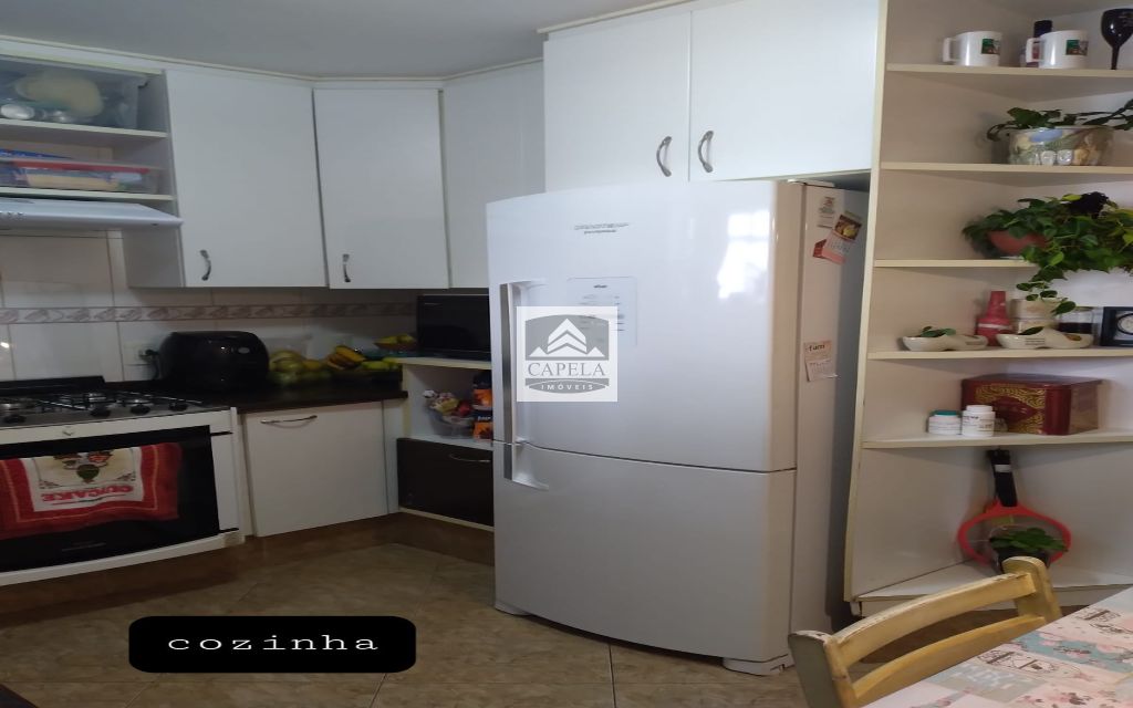 5ab0b378-6ab4-42a5-8e11-6ff3e5245315-CAPELA APARTAMENTO Vila Albertina 30095 Ótimo apartamento a venda de 3 dormitórios com armários planejados, sala grande, banheiro, cozinha, área de serviços e 2 vagas de garagem cobertas.