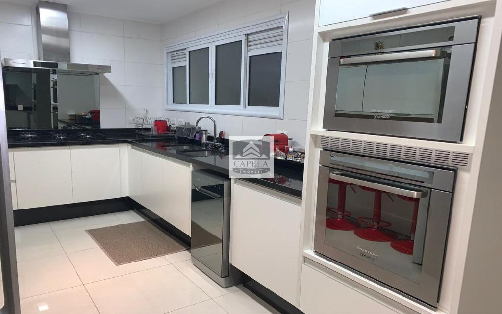 76bdef89-91d6-4413-a7e2-178285e21f1e-CAPELA APARTAMENTO Santa Teresinha 10182 APARTAMENTO' VENDE Sta. Terezinha, 4 suítes, 5vagas