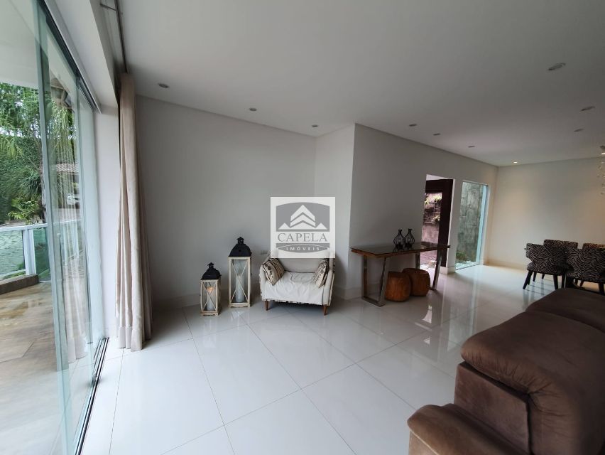 8817ba93-818c-4412-97ea-fd0172529cde-CAPELA CASA Vila Albertina 53041 Casa térrea a venda de 3 dormitórios sendo 3 suítes no bairro Jardim Floresta.