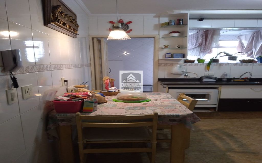 bc48ef20-a581-4297-a3cb-a532b67cf7ab-CAPELA APARTAMENTO Vila Albertina 30094 Ótimo apartamento a venda de 3 dormitórios com armários planejados, sala grande, banheiro, cozinha, área de serviços e 2 vagas de garagem cobertas.