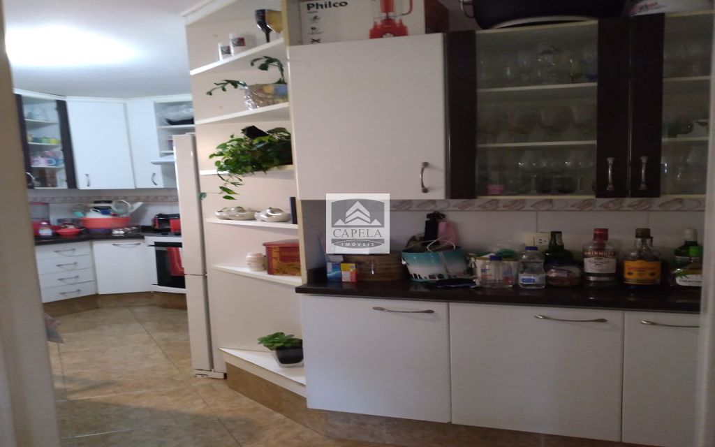 ddaccdf2-e2c1-49a8-99af-1064114d6952-CAPELA APARTAMENTO Vila Albertina 30093 Ótimo apartamento a venda de 3 dormitórios com armários planejados, sala grande, banheiro, cozinha, área de serviços e 2 vagas de garagem cobertas.