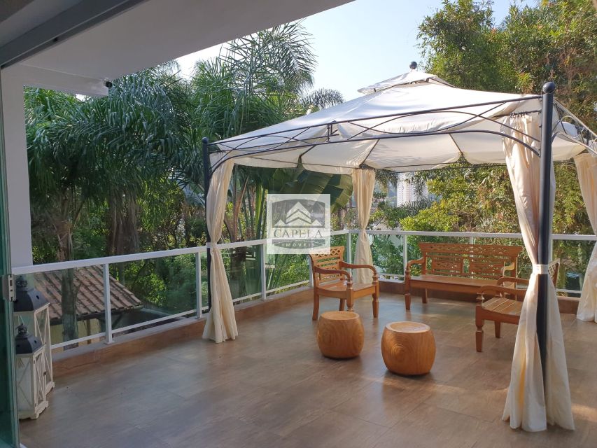 f0be66d9-0cfa-440f-bd59-29ef1796131b-CAPELA CASA Vila Albertina 53006 Casa térrea a venda de 3 dormitórios sendo 3 suítes no bairro Jardim Floresta.