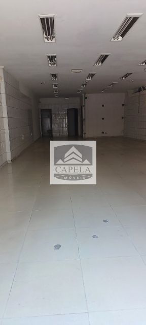 Salão para locação de 160 metros na Avenida Zumkeller 