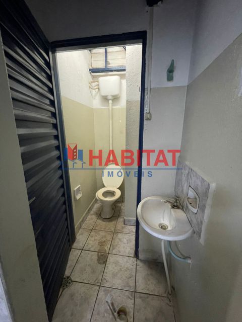 12256aef-fde3-44ac-ab3d-9e2ecf250ac8-HABITAT BARRACAO SAO JOAO 8956 BARRACÃO LOCAÇÃO SAO JOAO,  140m² 