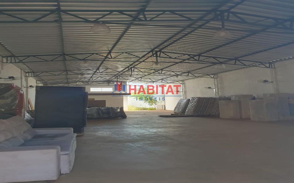 25e1ef29-f119-4bab-96e2-69b42fde845a-HABITAT BARRACAO Centro 4939 BARRACÃO LOCAÇÃO CENTRO,  308m² 