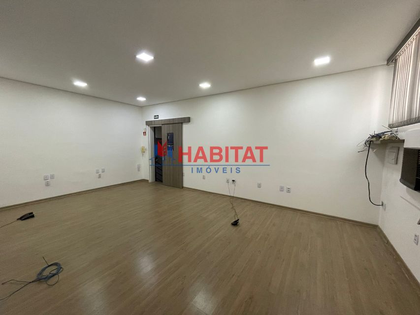 4140d6a7-ac4f-4805-9a49-b0c133adf0c0-HABITAT BARRACAO SAO JOAO 8959 BARRACÃO LOCAÇÃO SAO JOAO,  140m² 