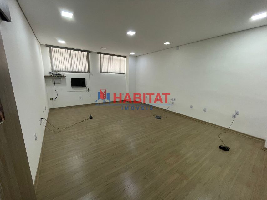 9e584ef0-e615-41d5-a0a9-56710c24d516-HABITAT BARRACAO SAO JOAO 8958 BARRACÃO LOCAÇÃO SAO JOAO,  140m² 