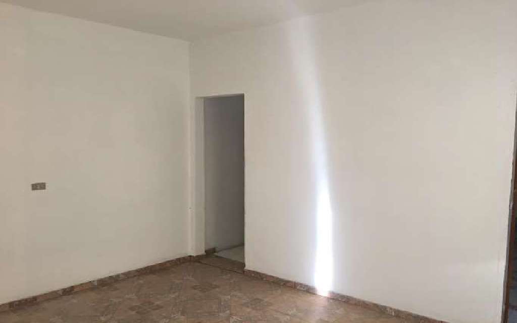 Casa para alugar com 1 quarto, 74m² - Foto 4