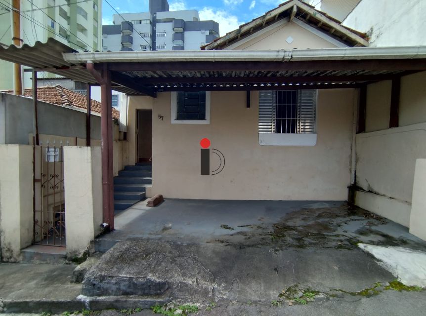 CASA TERREA  - BOSQUE DA SAUDE