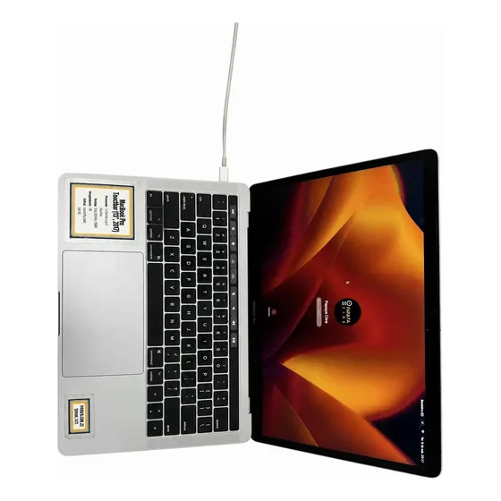 Apple Macbook Pro A1706