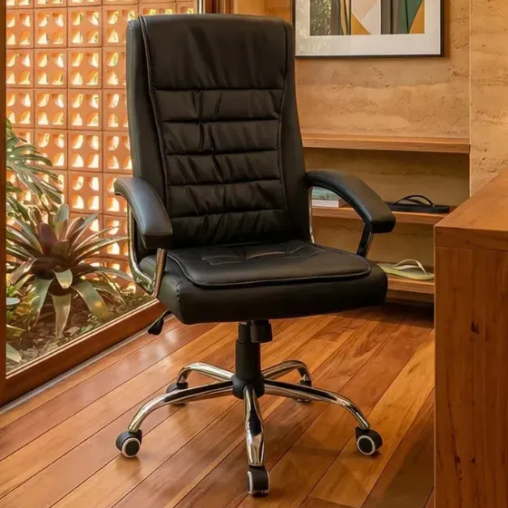 Cadeira Presidente Ergonômica para Escritório com Apoio de Braços e Rodízios