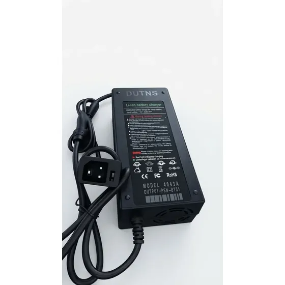 Carregador Lition 48v/54.6v 3a Moto Eletr Yadea Pino 2+2