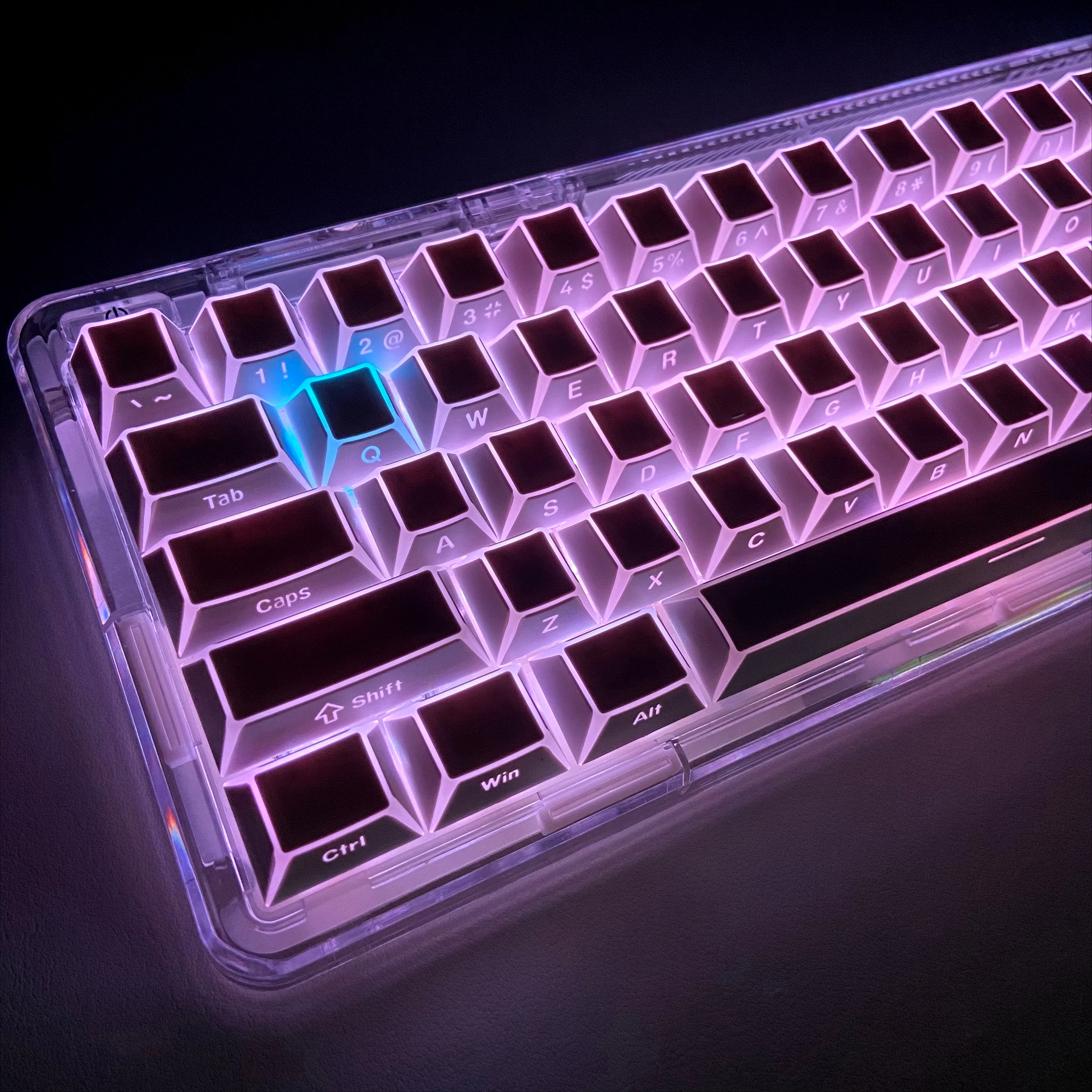 Teclas Retroiluminadas com Impressão Lateral Branca e Preta, Perfil Cherry, Teclas PBT, 97 Teclas para Teclado Mecânico Gamer 60% 75% MX Teclas Retroiluminadas com Impressão Lateral Branca e Preta, Perfil Cherry, Teclas PBT, 97 Teclas para Teclado Mecânico Gamer 60% 75% MX
