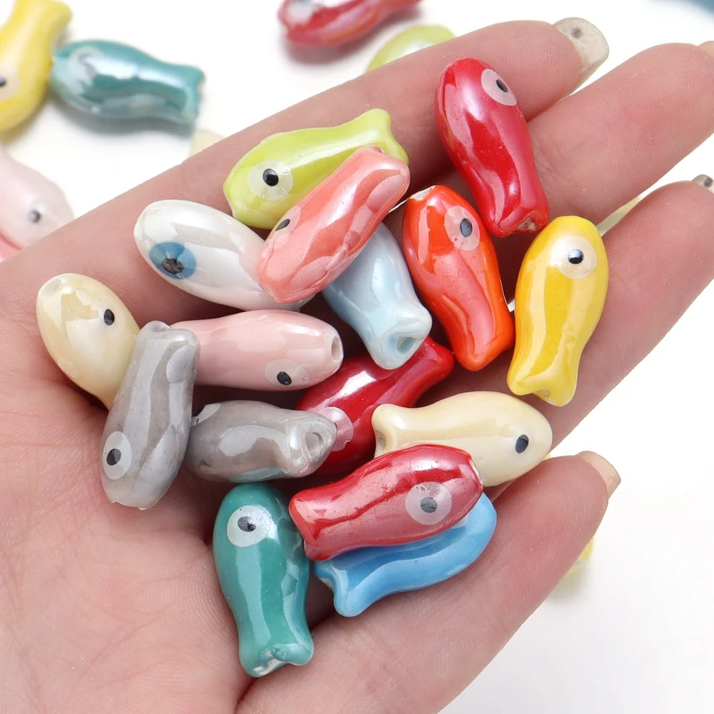 10 peças/lote Contas de Cerâmica Retrô em Formato de Peixe Pequeno, Contas Espaçadoras Soltas Coloridas para DIY, Pulseiras Exquisitas, Correntes para Celular e Acessórios de Joalheria