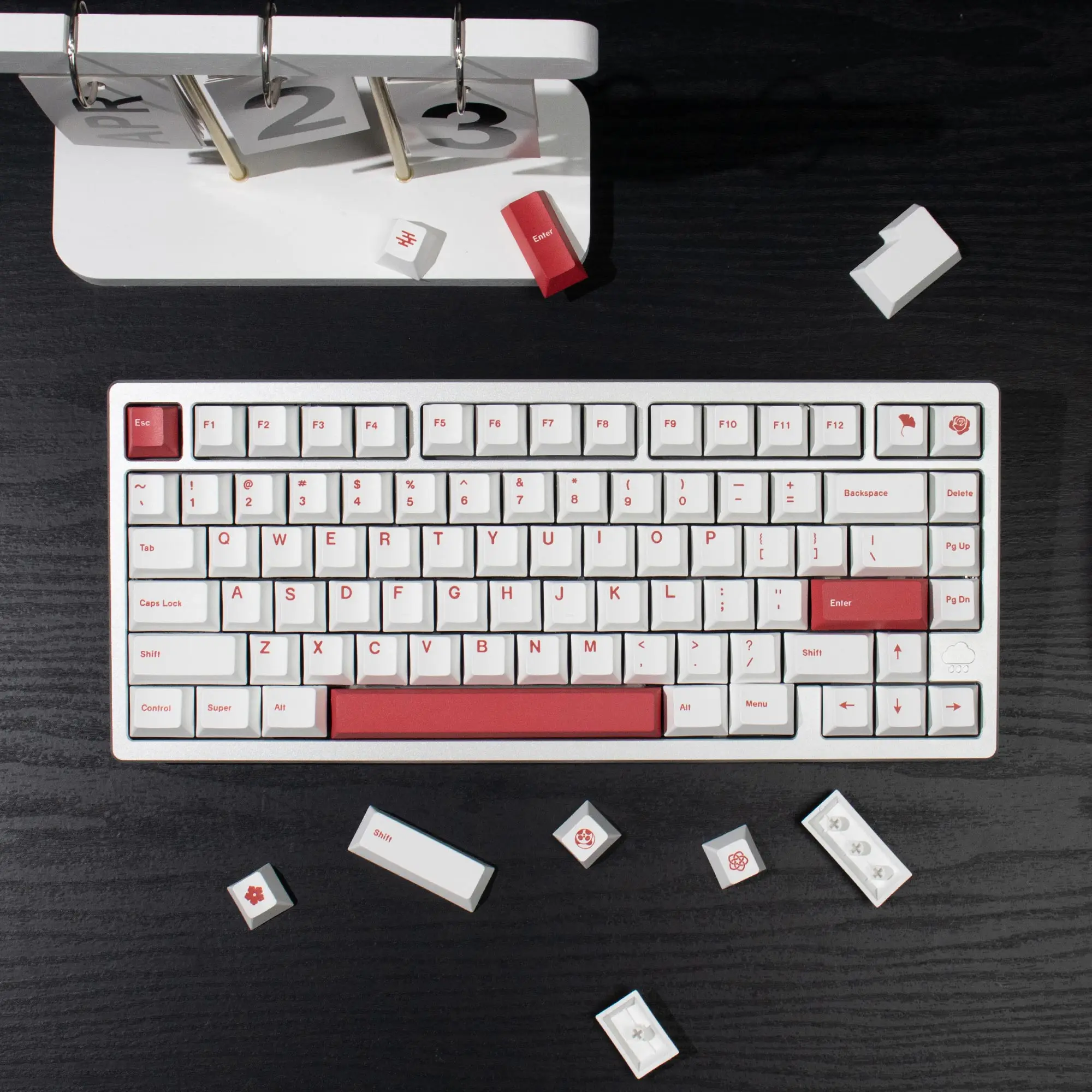 Conjunto de 146 Teclas GMK Brancas e Vermelhas, Keycaps Dye-Sub Cherry Profile PBT para Teclados Mecânicos Gamer com Switches Cherry MX