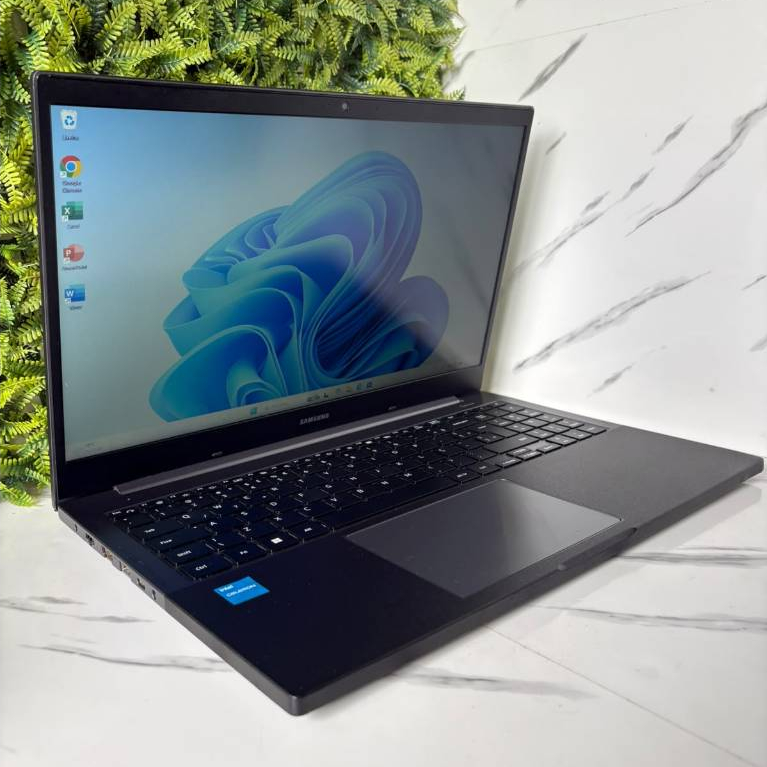 NOTEBOOK SAMSUNG DUAL CORE 11ª GERAÇÃO 8GB RAM 240GBSSD NVME USADO BARATO FORMATADO ESTUDO TRABALHO